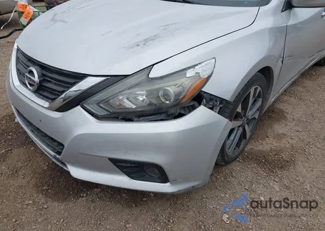 2017 Nissan Altima 2.5 Sr из США, поврежденный, VIN 1N4AL3AP1HN321333